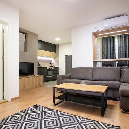 Apartment Ivy Belgrad Exteriör bild
